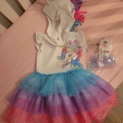 Unicorn Halloween Costume (GIRL XS SIZE 4/5) W/ MATCHING SOCKS