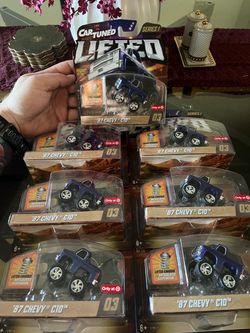 Car Tuned Lifted '87 Chevy C10 Diecast – Lot of 6