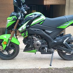 Kawasaki Z125 Pro Motorcycle 