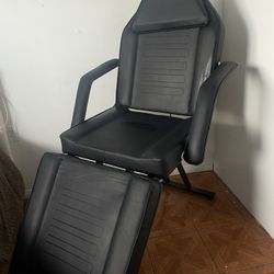 Esthetician Facial / Massage Table