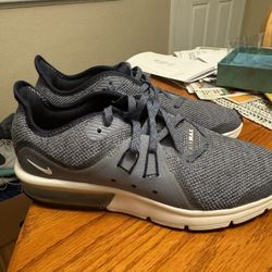 Nike Shoes 5y