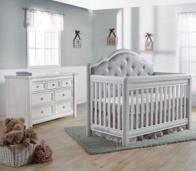 Pali Cristallo Forever Convertible Crib And Double Dresser / Baby Infant Nursery Set