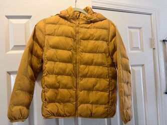 Uniqlo kids light puff jacket mustard