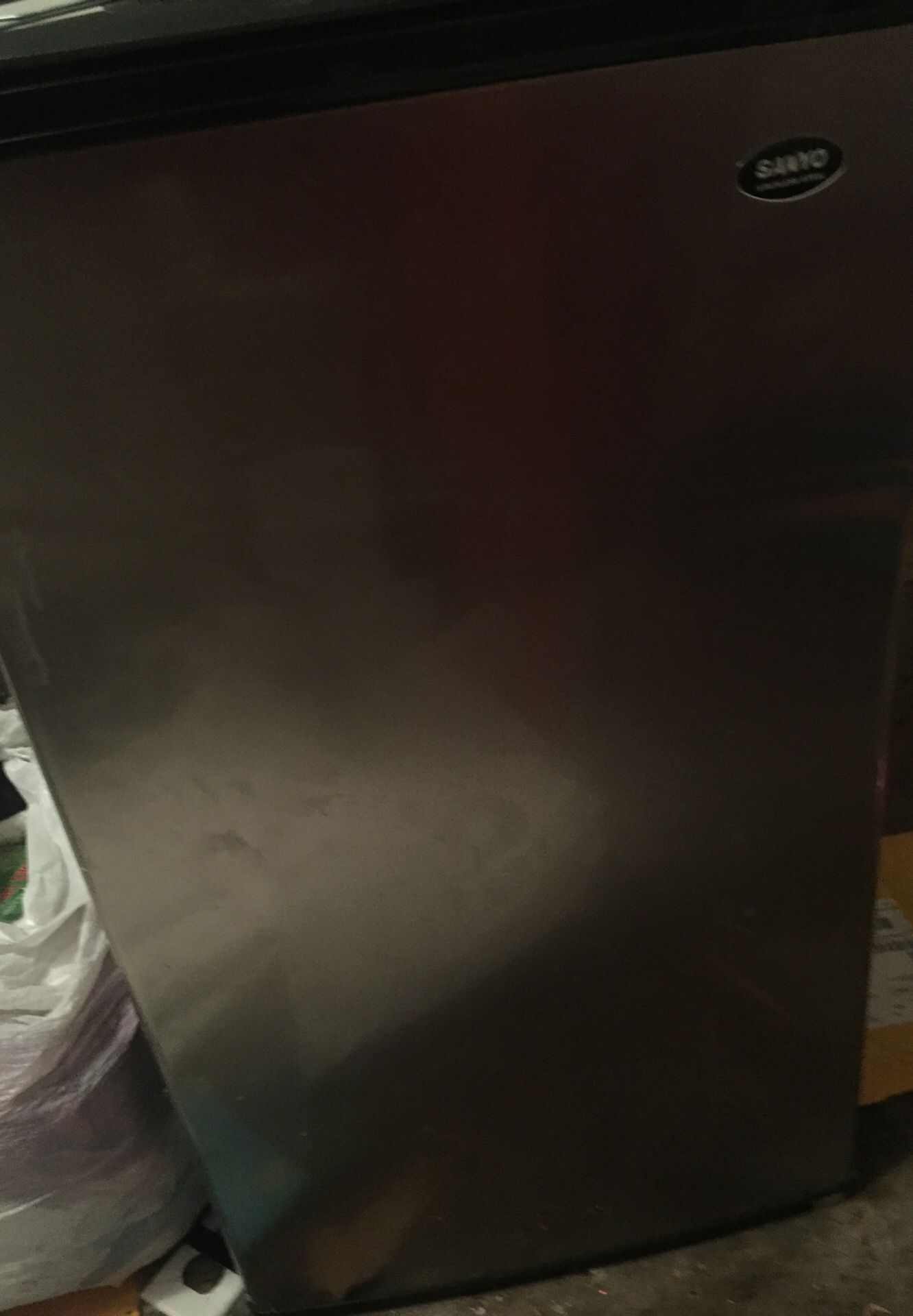 STAINLESS STEEL SANYO MINI FRIDGE