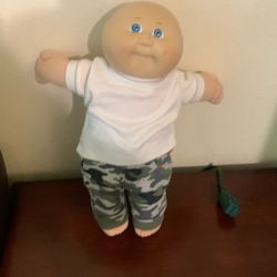 Xavier Roberts Hand Signature Cabbage, Patch Kid