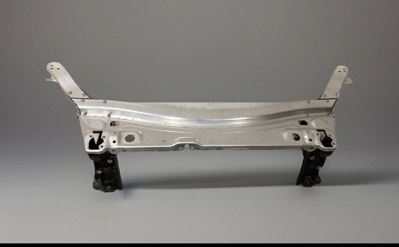 MERCEDES GLC RADIATOR SUPPORT 2019
