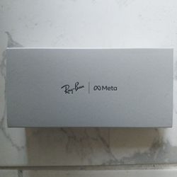 RAY BANS X META TRANSITION LENSES BRAND NEW 
