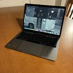 Apple Macbook Pro 13 inch | intel i5 | 16gb ram | 256gb ssd