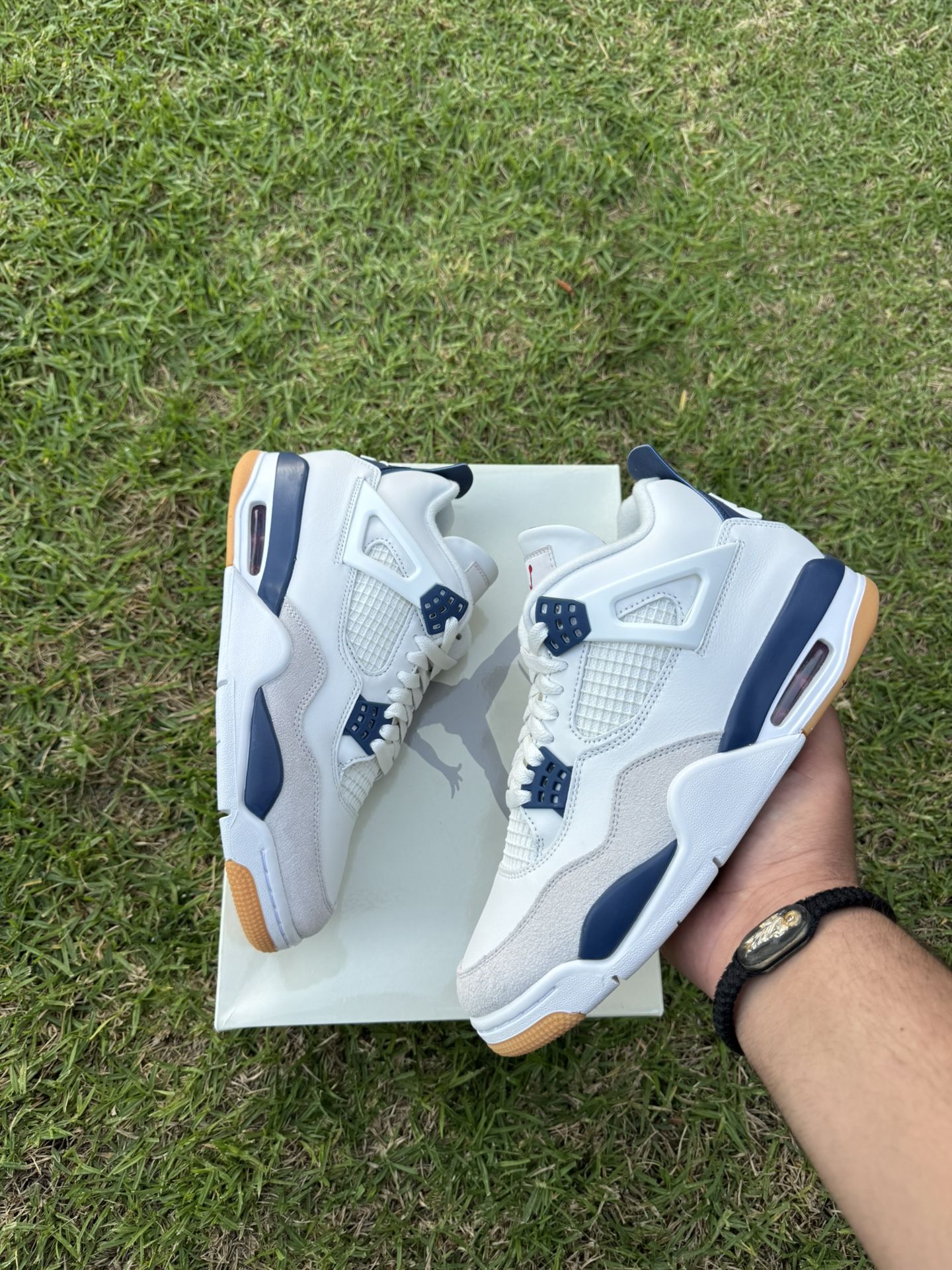 Jordan 4 SB Navy