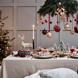 Holiday Tables Chairs Mesas Sillas 