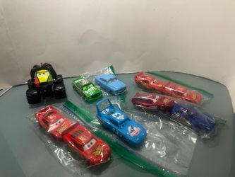 Disney Pixar Cars Die-Cast Vehicle Lot