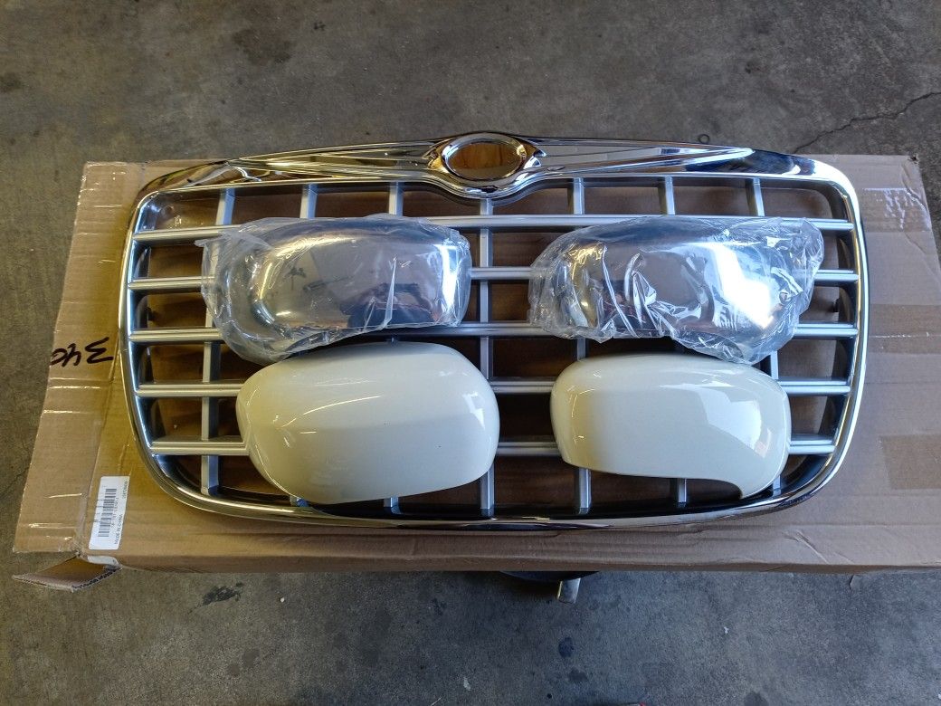 Chrysler 300 Grill & Mirror Covers Fits 2004-2010