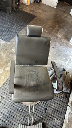 Hair salon chair