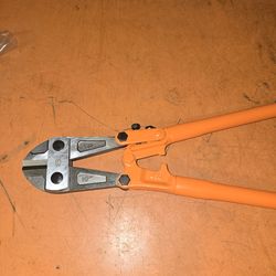 Bolt cutters 18 inches