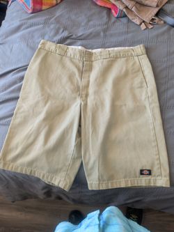 Dickies size 34