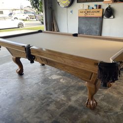 Pool Table 8ft ( Free Delivery & Set Up & New Color Felt Of Your Choice )