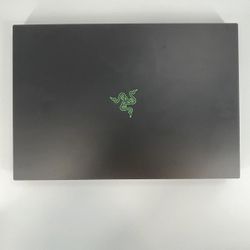 Razer Blade 18 Gaming Laptop – RTX 4090 – i9 – 96GB RAM – 1 TB SSD – 18" QHD+ 240Hz – Creator / AI / Gaming Beast