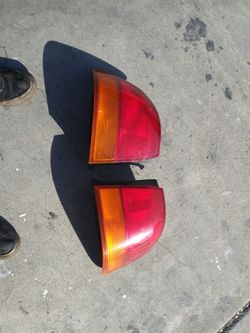 Honda Civic 99 Tail Lights