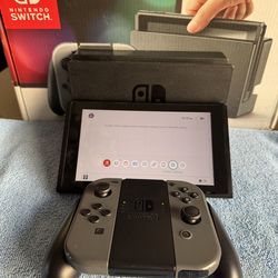 Nintendo Switch (grey joycon) complete set with box