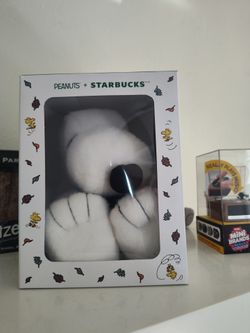 Starbucks snoopy plush