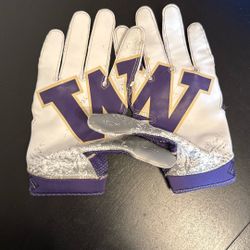 UW Football Gloves Size XXL