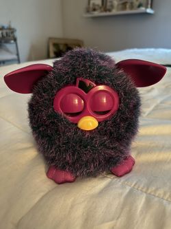 2012 Hasbro Furby Boom Purple Pink Speckled VOODOO Magic