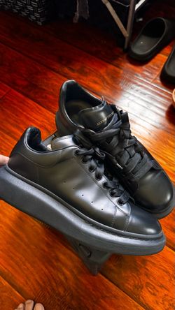 Alexander McQueens-Black