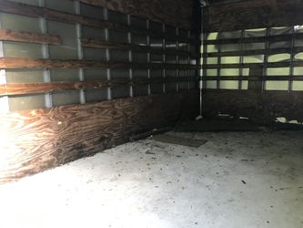 Dry storage container 14 footer solid floor