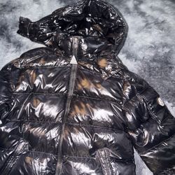 Moncler Black Jacket With bag Size 4
