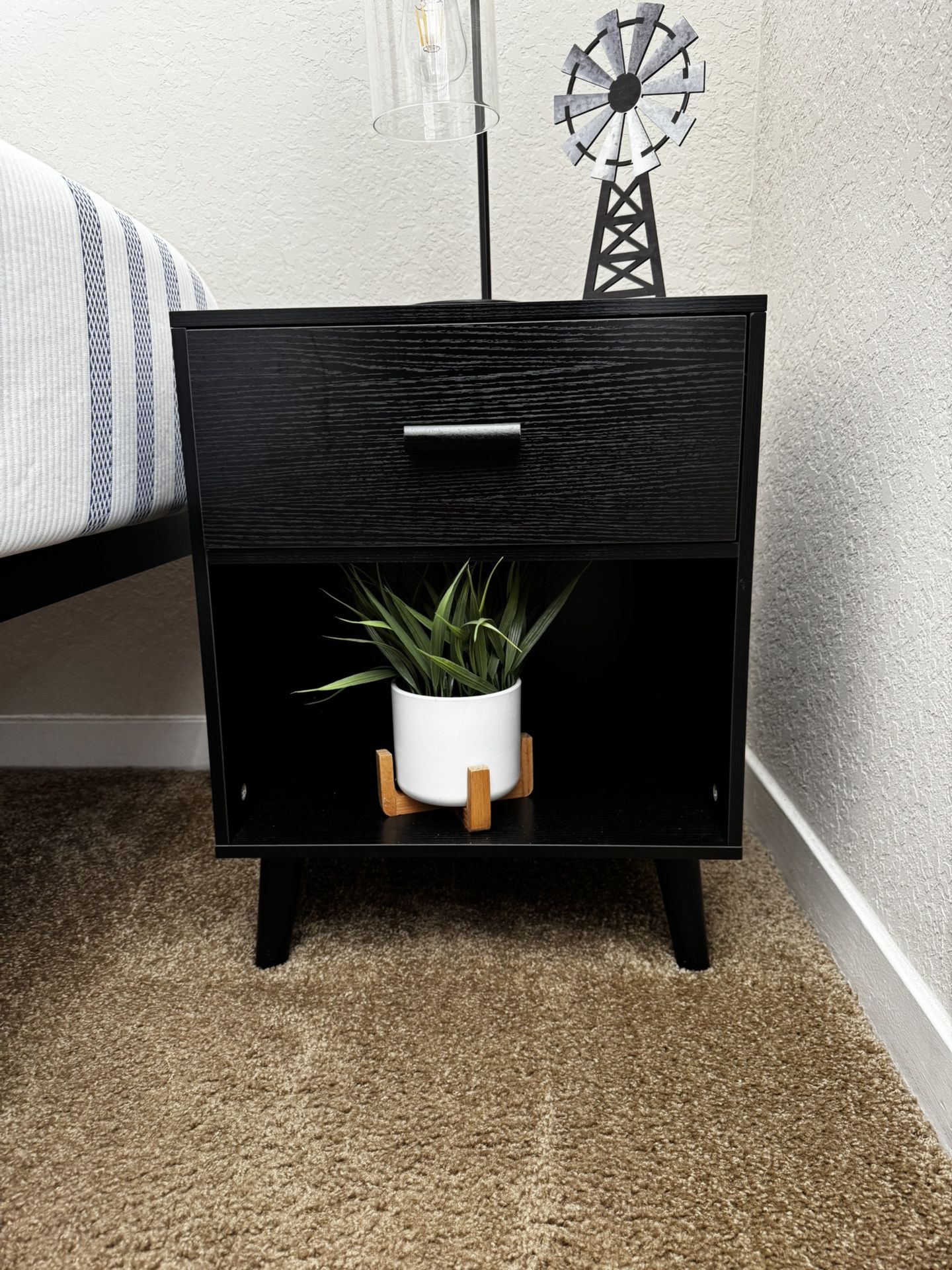 Nightstands (set Of 2)
