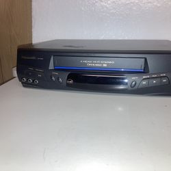 Panasonic Omnivision 4 Head VHS/VCR PV-8451  Tested No Remote