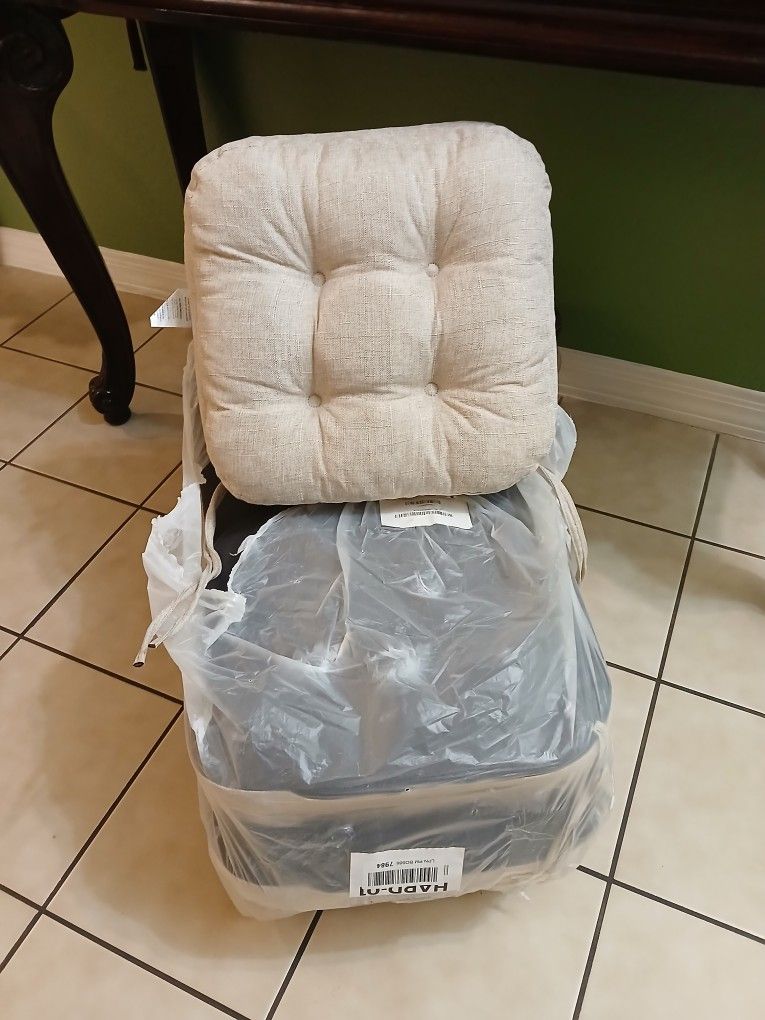 Cushion chair