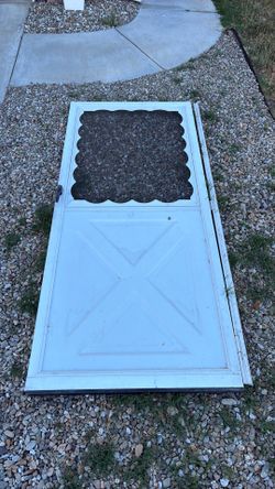 Screen door