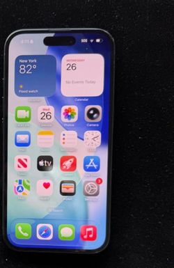 iPhone 16 (Black)
