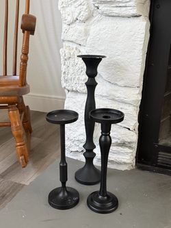 Set of 3 Black Metal Pillar Candleholders