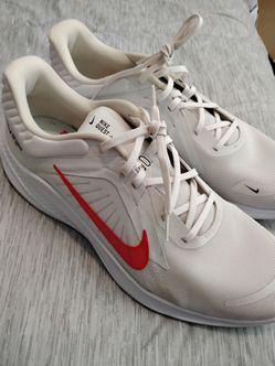 Nike Quest Trainers, NWT, Size 13
