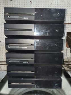 6 Xbox One Console Bundle – 5 Working / 1 For Parts