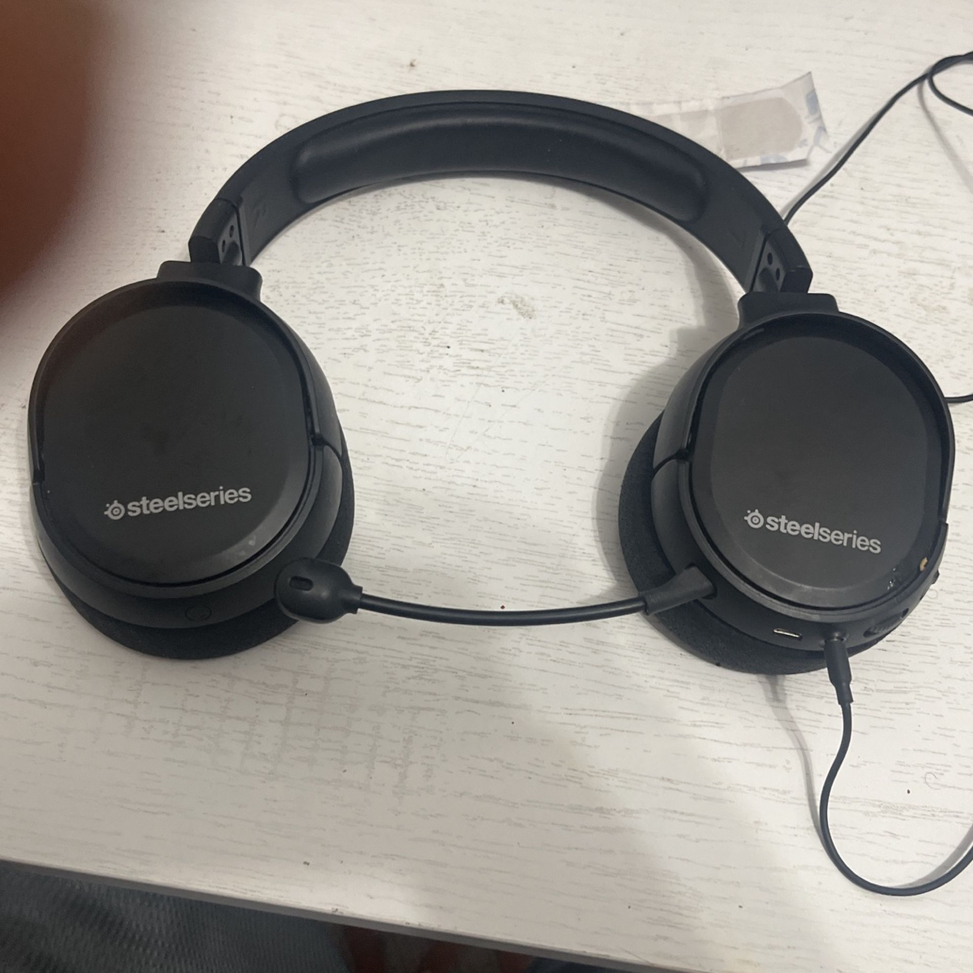 Steelseries Headphones 