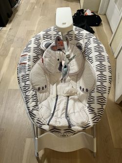 BABY SEAT; cross streets are Arapaho & Waterview