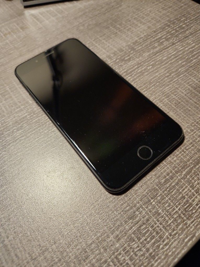 Apple iPhone 7 Plus A1661 Verizon Black 128GB