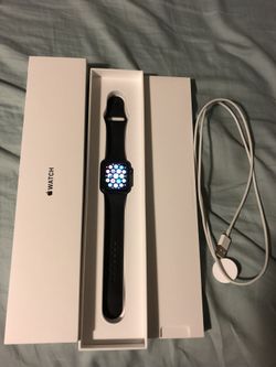 Apple Watch series 1 almost looks new