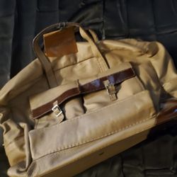 Genuine unisex large tote