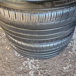 MICHELIN TIRE PAIR 235 45 18