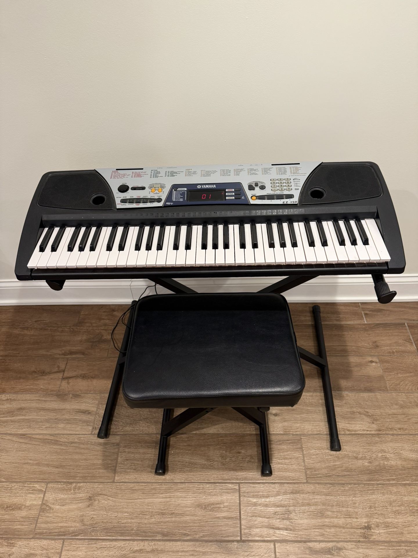 Yamaha EZ-150 Keyboard with Stand & Seat