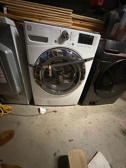 Stackable front load washer and gas dryer set