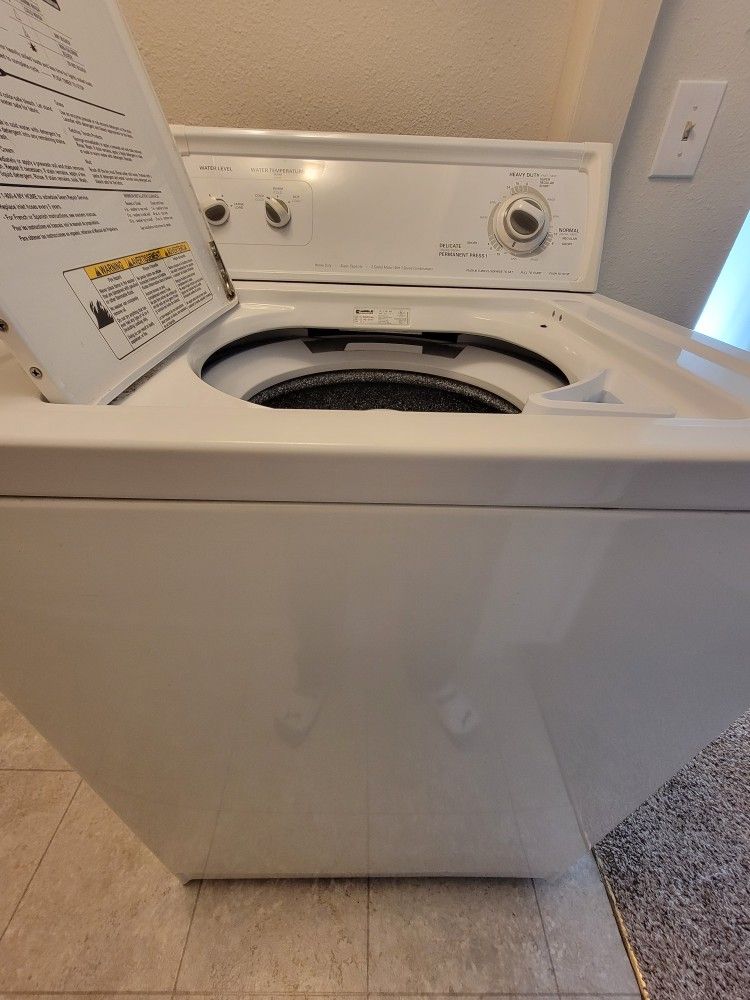 For Sale: Kenmore Washer/dryer