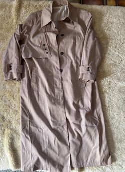 Vintage Ladies Trench Coat