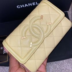 Chanel Wallet 