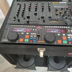 DJ Equipment, Equipo de Disc Jockey de CD Dual $180