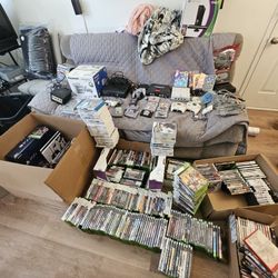 Selling My Entire Video Game Collecting READ DESCRIPTION